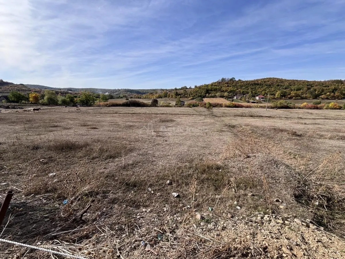 Teren intravilan 2763 mp Hidiselul de Jos - foto 1