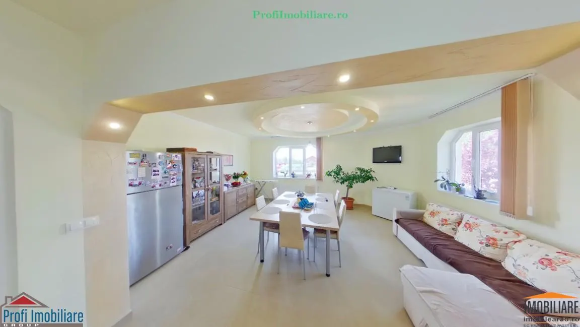 Casa Espaciosa con Terreno de 867 m² – Arad, Barrio Gai - foto 1