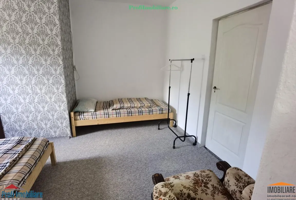 Pensiune in Paulis cu 20 de camere si teren 4.500 mp - jud. Arad - foto 13