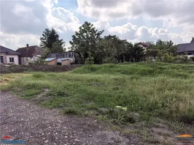 Teren 404 mp cu toate utilitatile - Loc de casa in Gai - Arad - foto 3