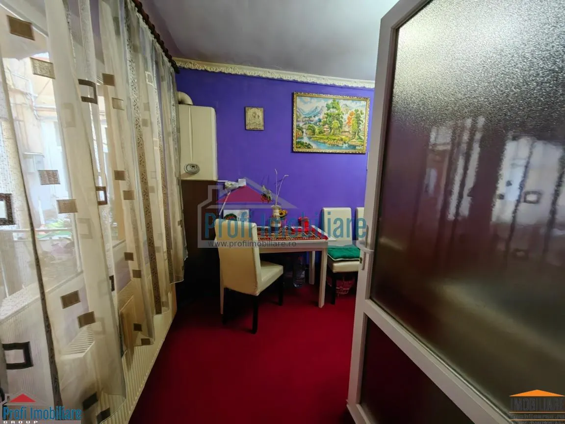 Casa de 102 mp cu gradina - ultracentral in Arad - foto 12