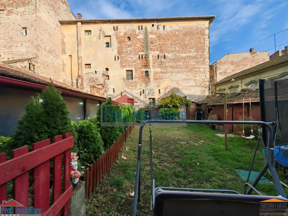 Casa de 102 mp cu gradina - ultracentral in Arad - foto 18