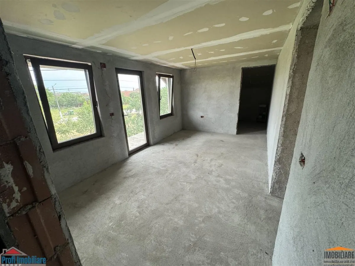 Casa noua cu 6 camere in SAGU la principala - jud. Arad - foto 18