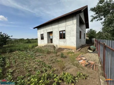 Casa noua cu 6 camere in SAGU la principala - jud. Arad - foto 9