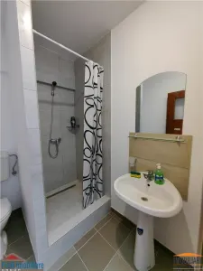 BIROURI - LOCUINTA - AFACERE ARAD | 40 LOCURI | MOBILIER NOU | ARADUL NOU | 185.000 € - foto 4