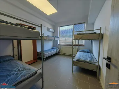 BIROURI - LOCUINTA - AFACERE ARAD | 40 LOCURI | MOBILIER NOU | ARADUL NOU | 185.000 € - foto 7