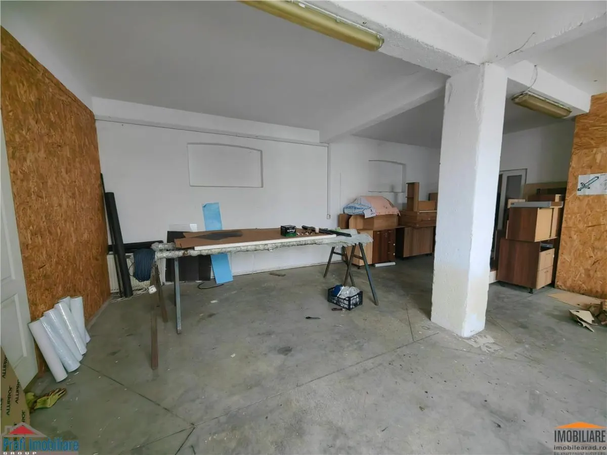 Nave Industrial de 300 m² – Centro, Parneava, Arad - foto 4