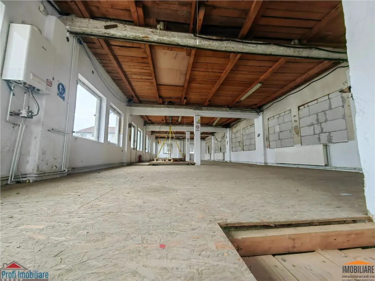 Nave Industrial de 300 m² – Centro, Parneava, Arad - foto 8
