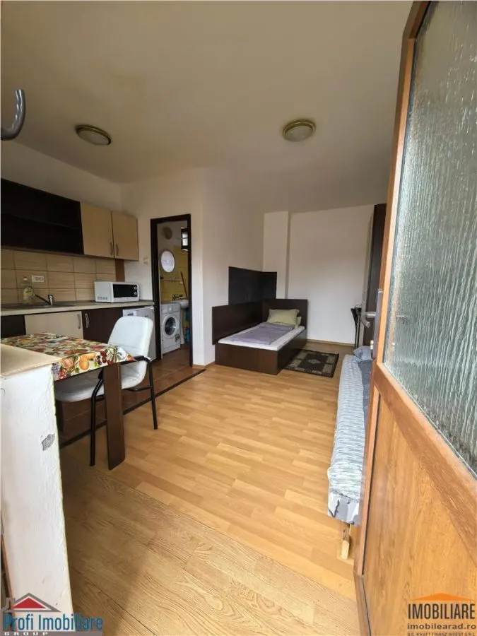 GARSONIERĂ 33 MP – COMPLET MOBILATĂ + PARCARE + TERASĂ | 300 € CU TOATE UTILITĂȚILE INCLUSE - foto 7