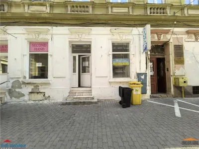 SPATIU COMERCIAL / BIROU ULTRACENTRAL ARAD – ACCES STRADĂ – 39.000 € - Arad