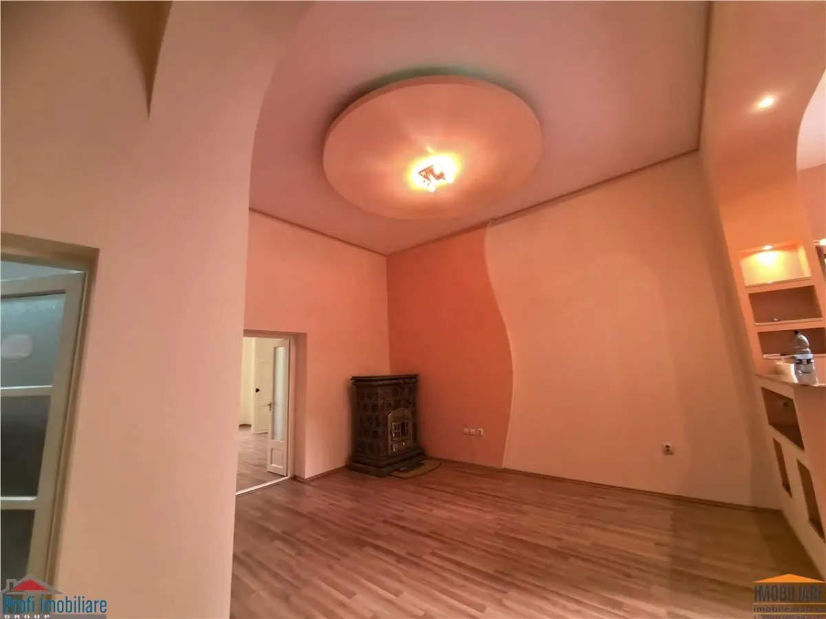 Apart 3 camere etaj 1 la KM 0 - Primaria Arad - foto 6