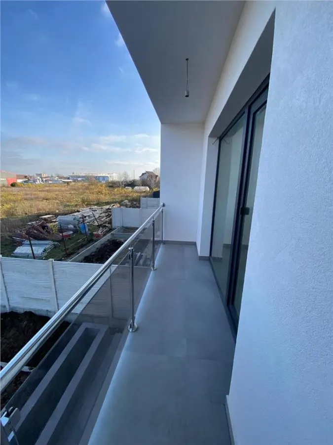 Modern Villa with Panoramic Terrace, Gai - foto 5