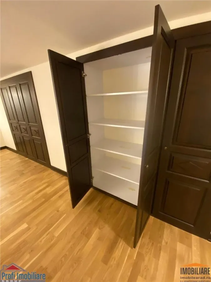 Apartament zona Ultracentrala Arad - foto 3