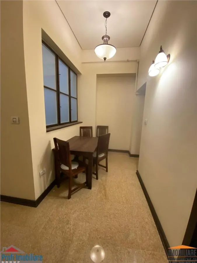 Apartament zona Ultracentrala Arad - foto 8