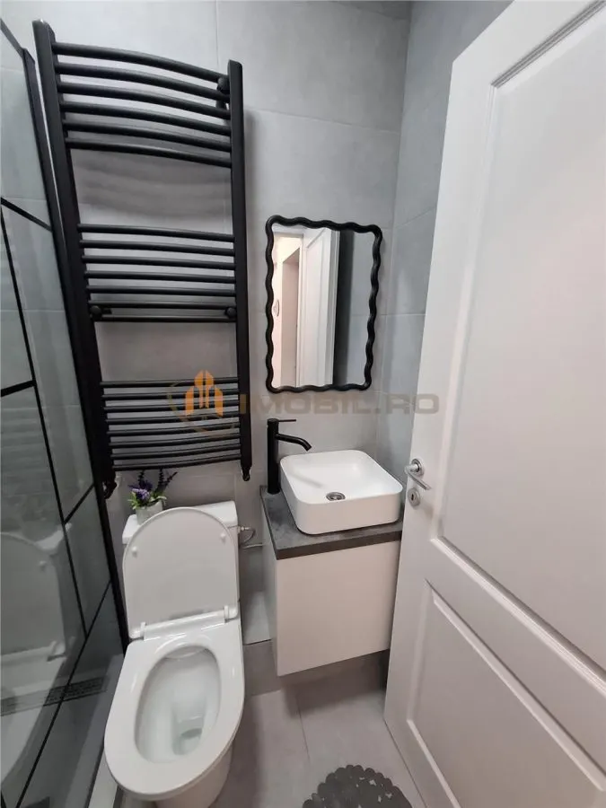 Studio Luxe – Quartier Nicolina (Podu Roș) – Design Contemporain - foto 9