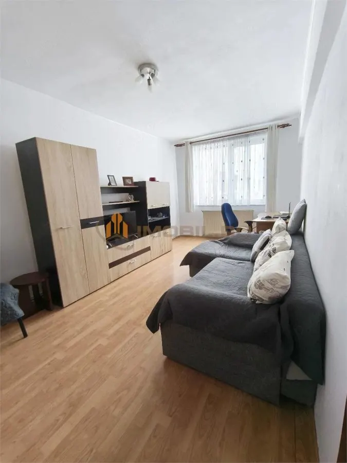 3-Bedroom Apartment, Poitiers-Frumoasa District - foto 1