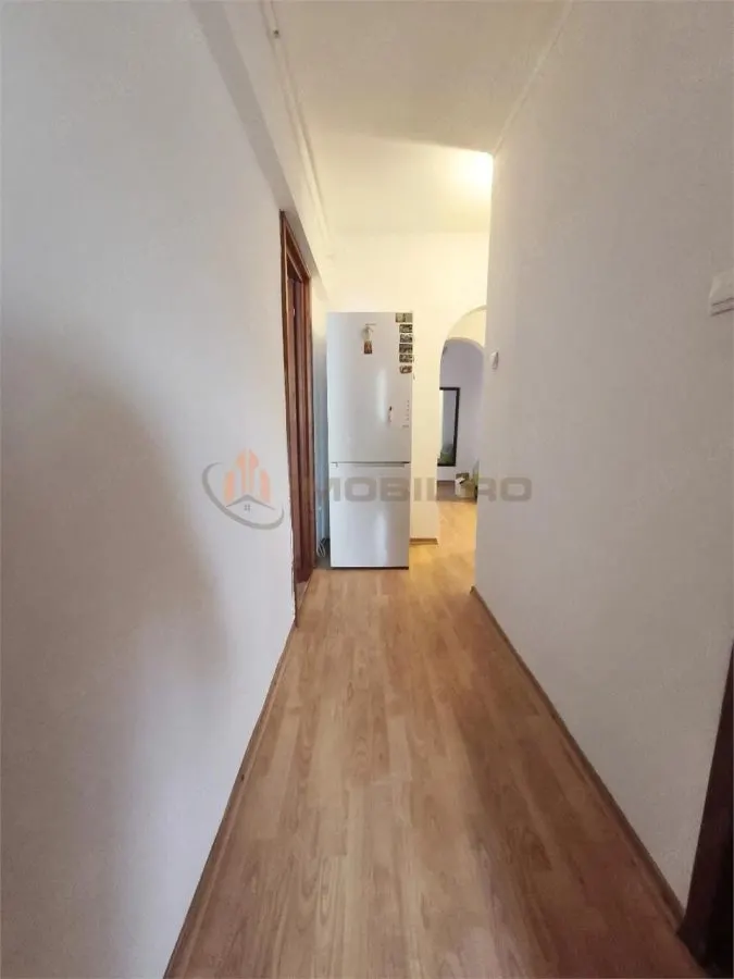 3-Bedroom Apartment, Poitiers-Frumoasa District - foto 5