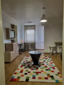 Apartamento Moderno de 2 Dormitorios, Zona Tudor Vladimirescu, Iași - foto 11