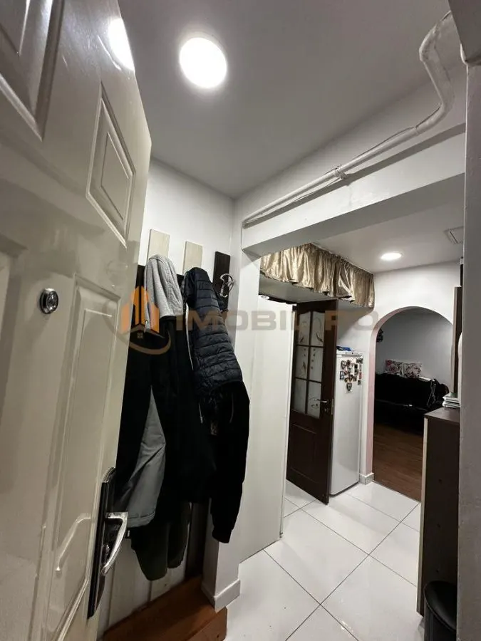 Apartament 3 camere zona Alexandru cel Bun - Deosebit - foto 4