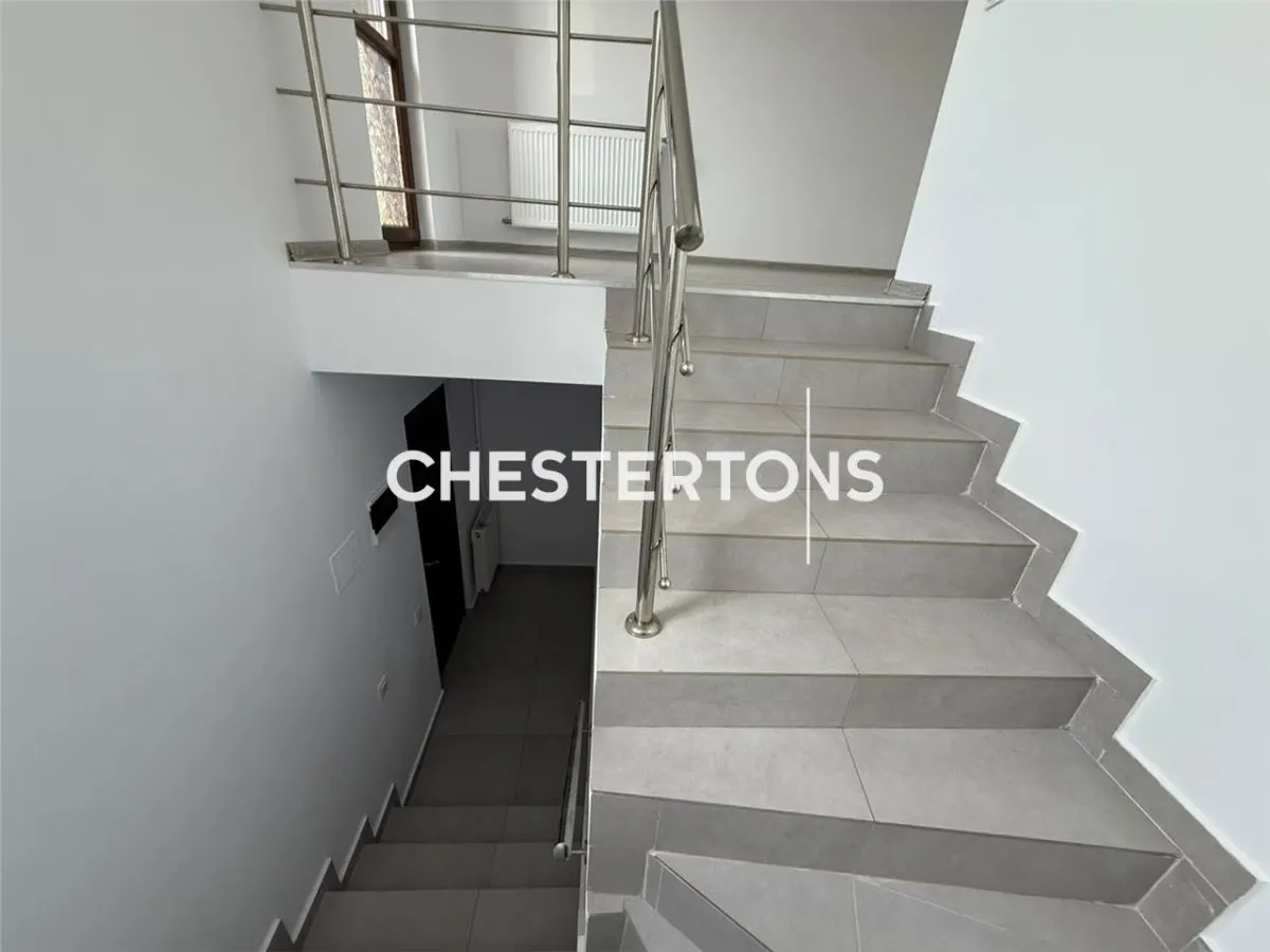 Studio en Villa, Cartierul Latin – 35 m², Rez-de-Chaussée, Parking Privé - foto 2