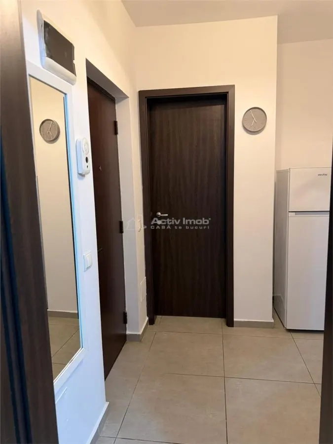 Garsoniera la prima inchiriere-Coralului-Mobilata modern-Parcare - foto 8