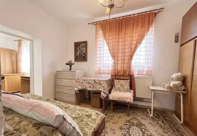 منزل في شارع بيلديسيانو – أرض 1,400 م²، أورادياه - foto 6