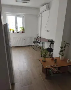 Appartement 3 Chambres à Vendre – Calea Călărași | Piața Muncii - foto 2