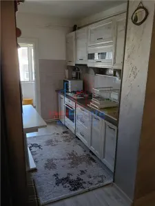 Canta-Pacurari: Apartamento 3 Dormitorios Distribución Independiente, Amueblado - Iasi