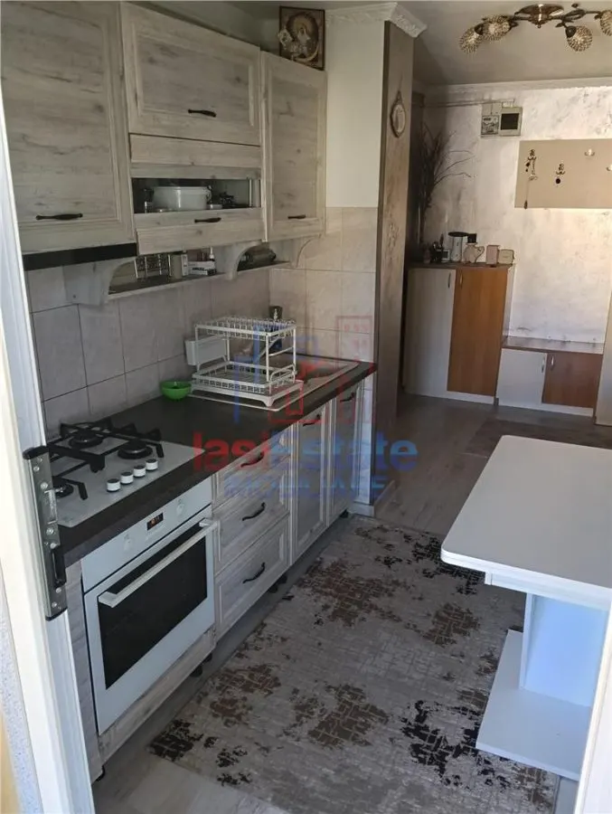 Canta-Pacurari: 3-Bedroom Separated Layout Apartment, Furnished - foto 2