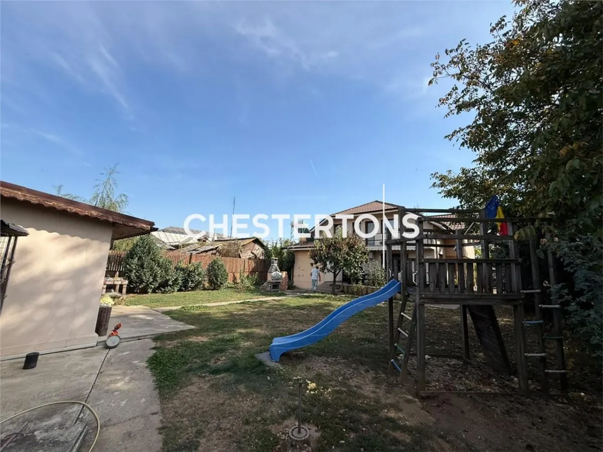 Villa Individual de 7 Dormitorios, Amueblada y Equipada, Terreno 1.110 m², Garaje, Stoenesti, Giurgiu - foto 12