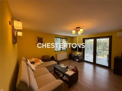 Villa Individual de 7 Dormitorios, Amueblada y Equipada, Terreno 1.110 m², Garaje, Stoenesti, Giurgiu - foto 18