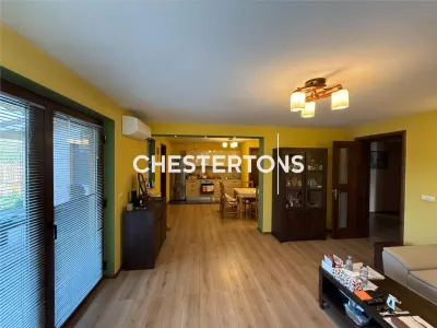 Villa Individual de 7 Dormitorios, Amueblada y Equipada, Terreno 1.110 m², Garaje, Stoenesti, Giurgiu - foto 19