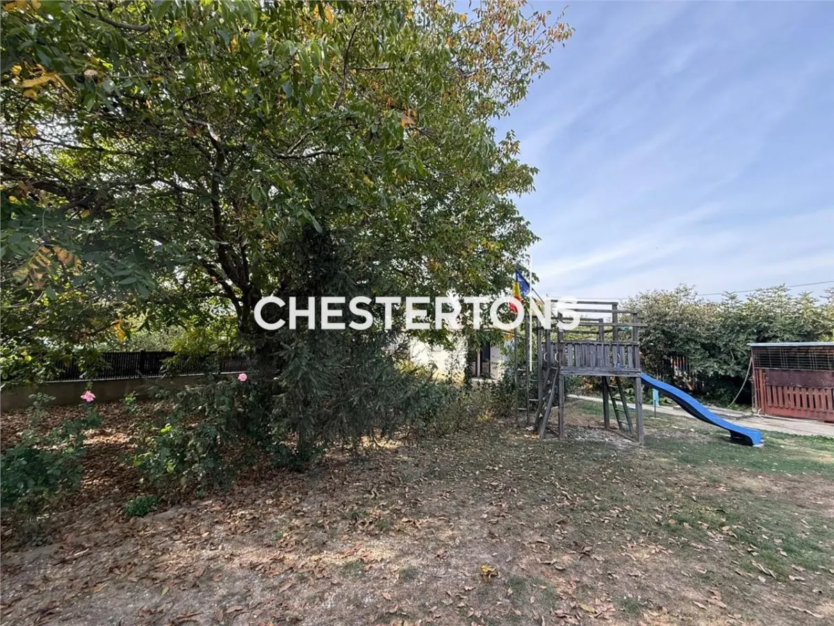 Villa Individual de 7 Dormitorios, Amueblada y Equipada, Terreno 1.110 m², Garaje, Stoenesti, Giurgiu - foto 8