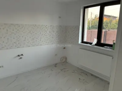 Villa Independiente, Samurcasi Buftea – 4 Dormitorios, 3 Baños, 160m² – 477m² Terreno - foto 3