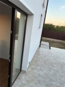 Villa Independiente, Samurcasi Buftea – 4 Dormitorios, 3 Baños, 160m² – 477m² Terreno - foto 21