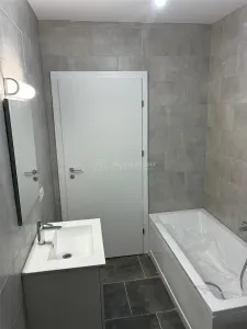 Villa Independiente, Samurcasi Buftea – 4 Dormitorios, 3 Baños, 160m² – 477m² Terreno - foto 6