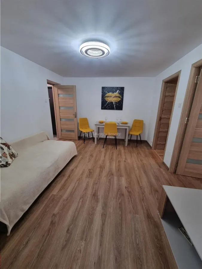Apartament 3 camere modern et 1 Dunarii vis a vis de Liceul Teoretic bl 404 - foto 3