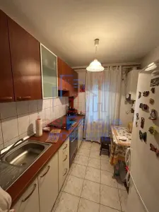 Apartament cu 2 camere decomandat, 53 mp, parter - Alexandru cel Bun - foto 3