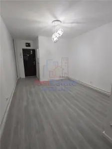 Garsoniera zona Nicolina - parter inalt - Iasi
