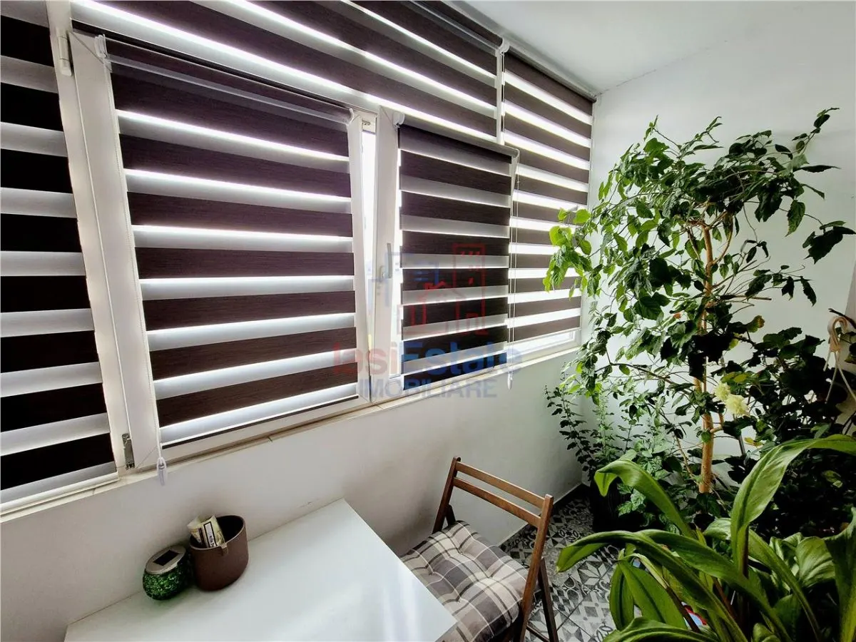 Apartament cu 2 camere de vanzare, renovat si mobilat - foto 8