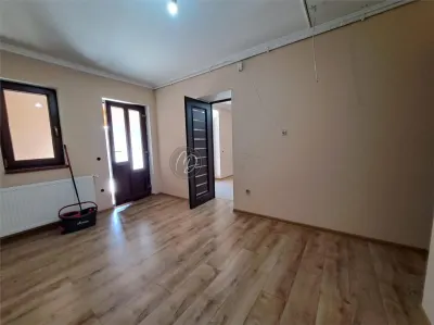 Maison Récemment Rénovée à Santion - foto 8