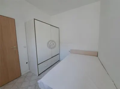 Maison Indépendante à Louer à Oradea – 350 EUR/Mois - foto 4