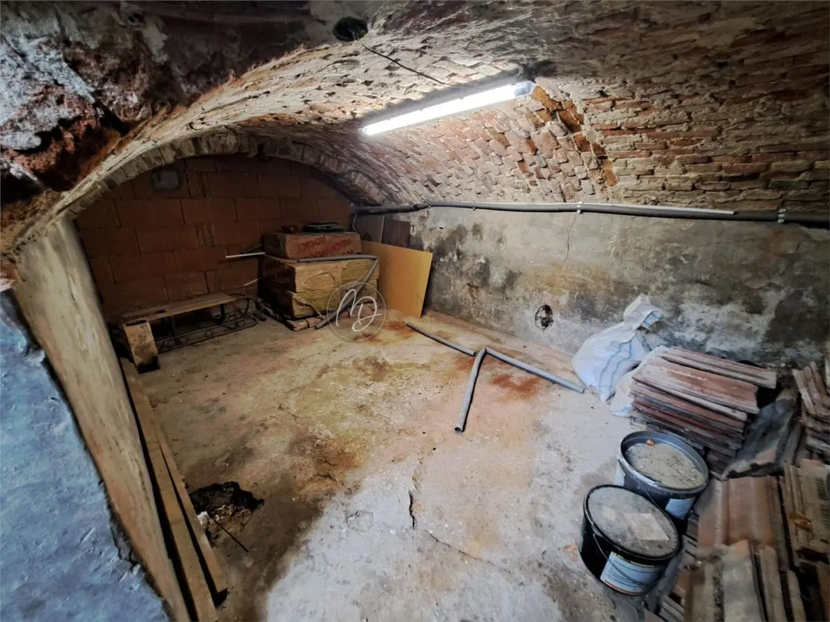 Maison Indépendante à Louer à Oradea – 350 EUR/Mois - foto 9