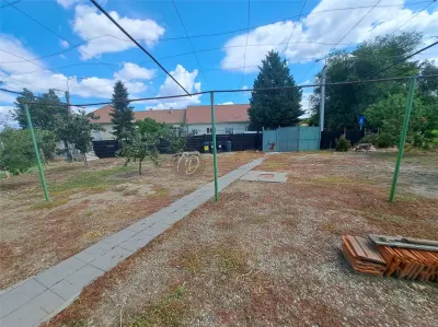 Maison Solide en Briques avec Terrain Généreux à Episcopia - foto 14