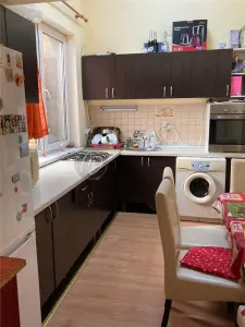 Solid brick house near Petofi Park, Oradea - Oradea