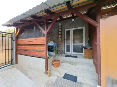Casa de ladrillo sólido junto al Parque Petofi, Oradea - foto 6
