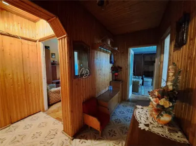 Appartement à Vendre à Marghita, Deuxième Étage – 67 m² - foto 11