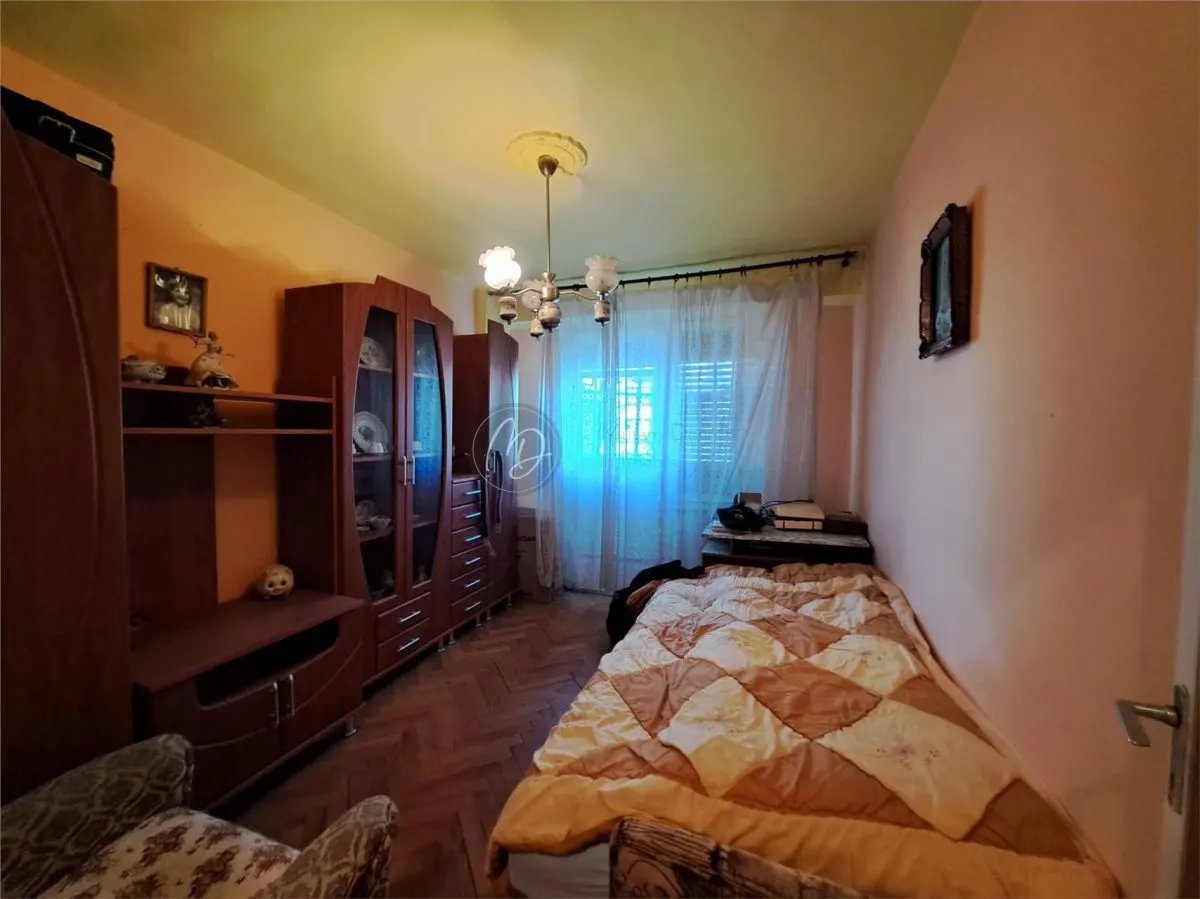 Appartement à Vendre à Marghita, Deuxième Étage – 67 m² - foto 3