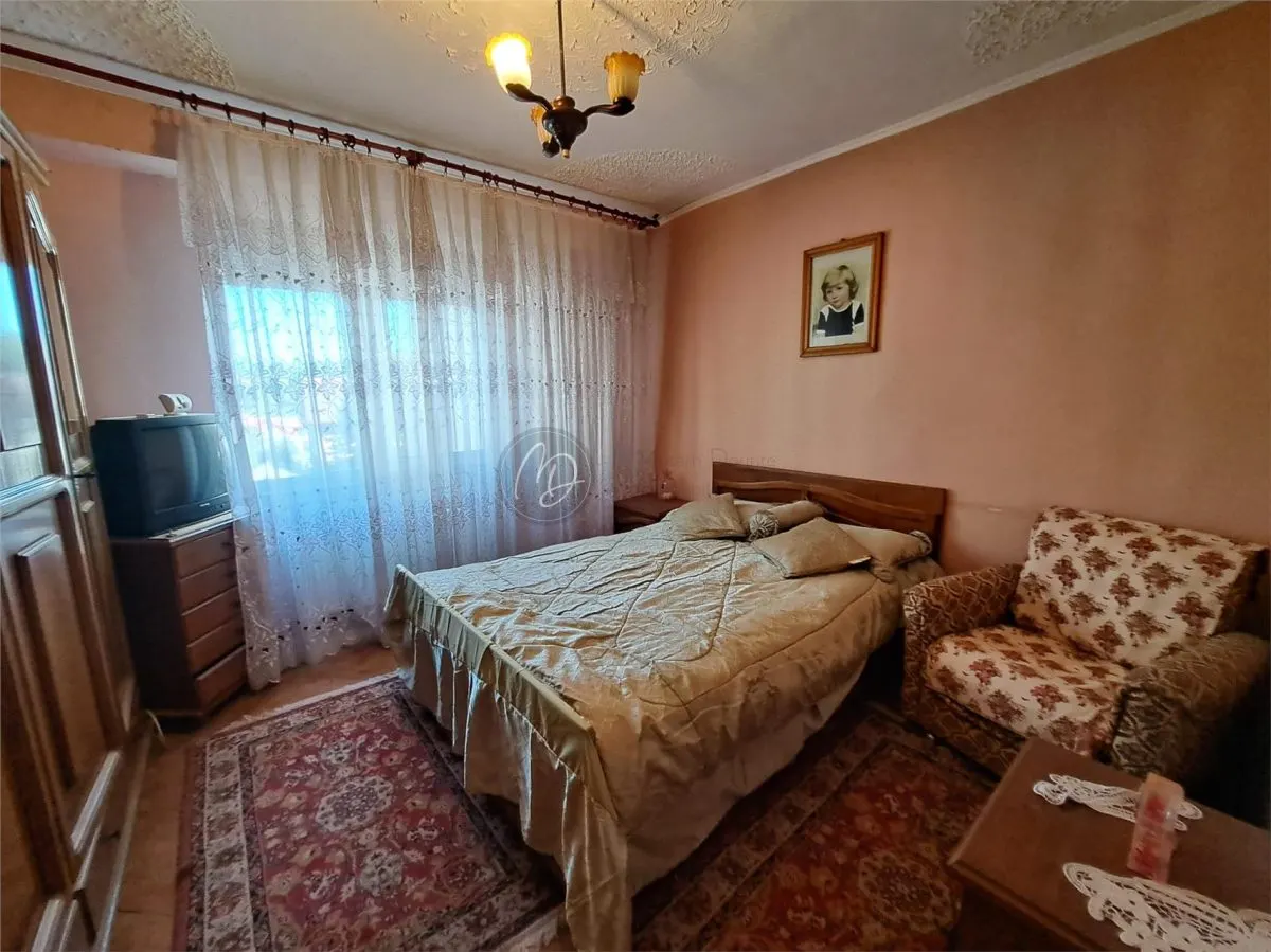 Appartement à Vendre à Marghita, Deuxième Étage – 67 m² - foto 4