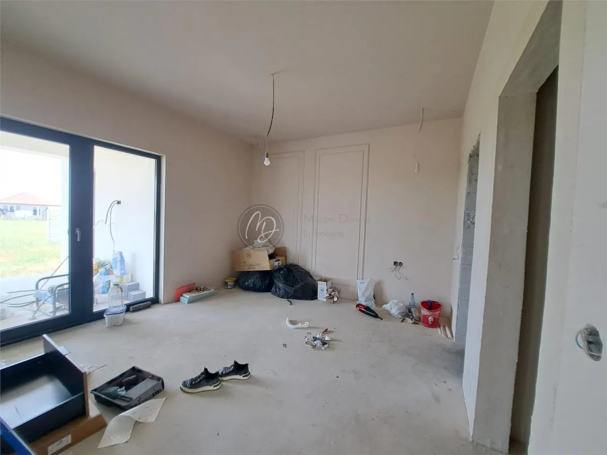 Maison Neuve à Santandrei - foto 4